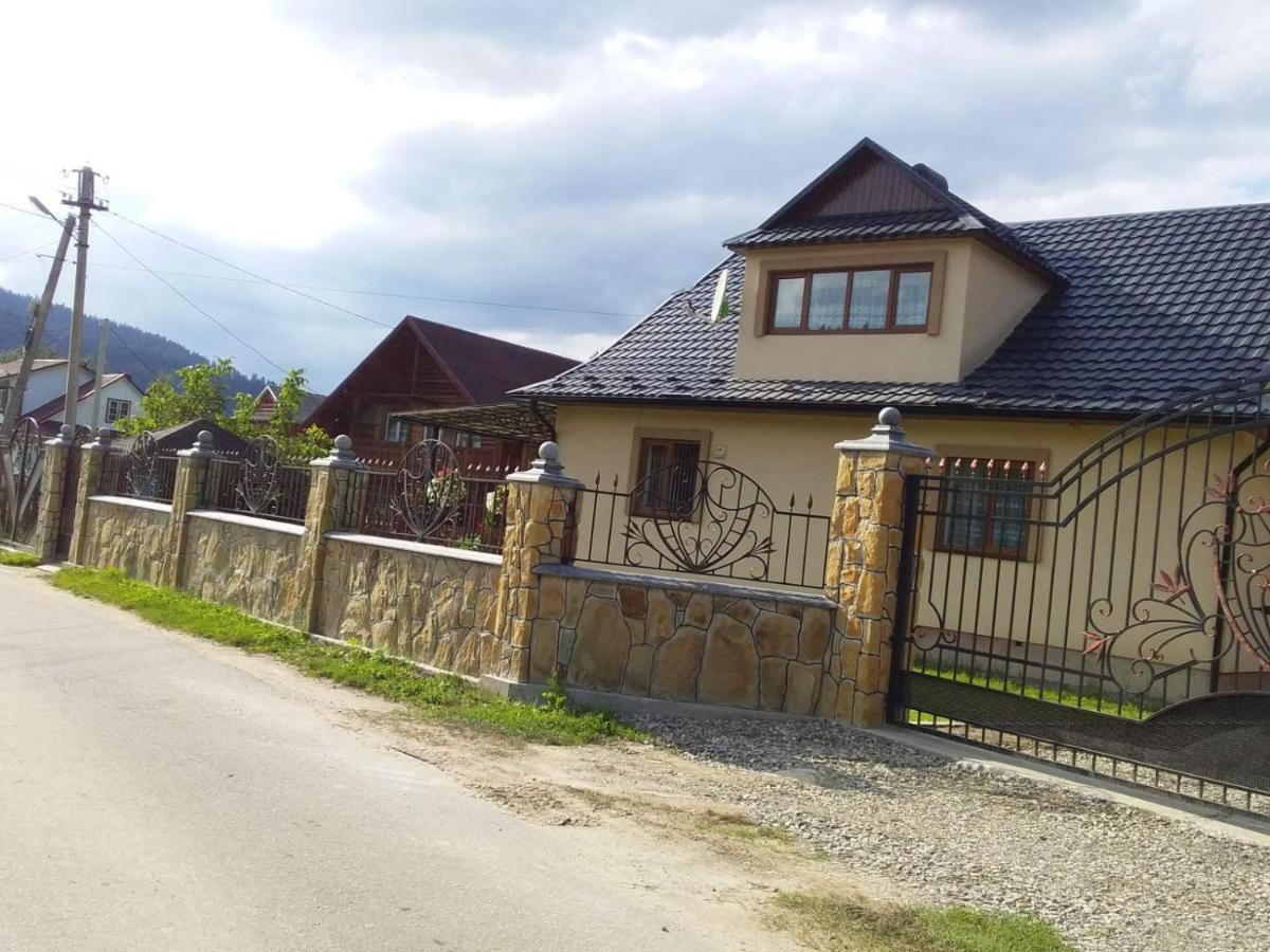 Mlynski Mykulychyn Exterior photo